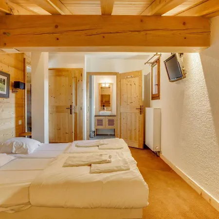 Relaxing Poolside Alpine Appartement Vallorcine